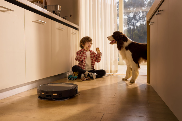 Roborock Saros Z70 Black produkt in gebrauch