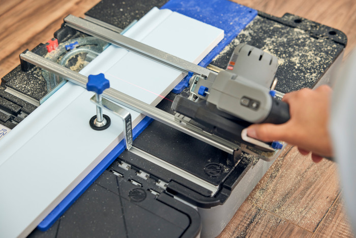 Dremel CS12JM Sägestation produkt in gebrauch