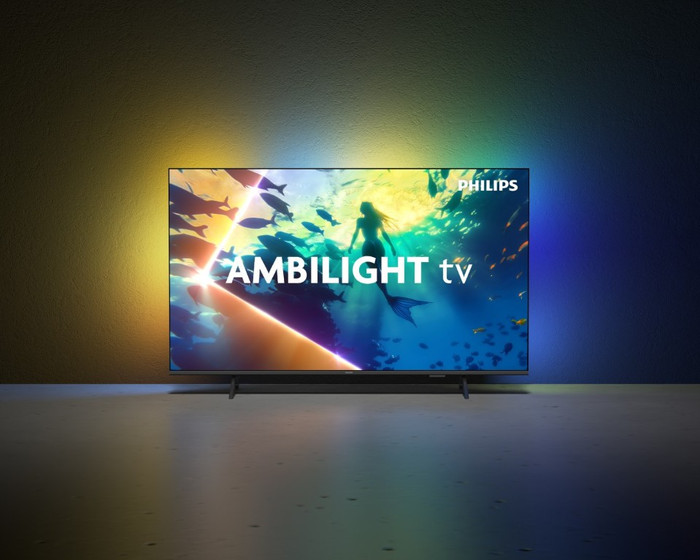 Philips Ambilight 55 inches PUS8000 4K (2025) product in use