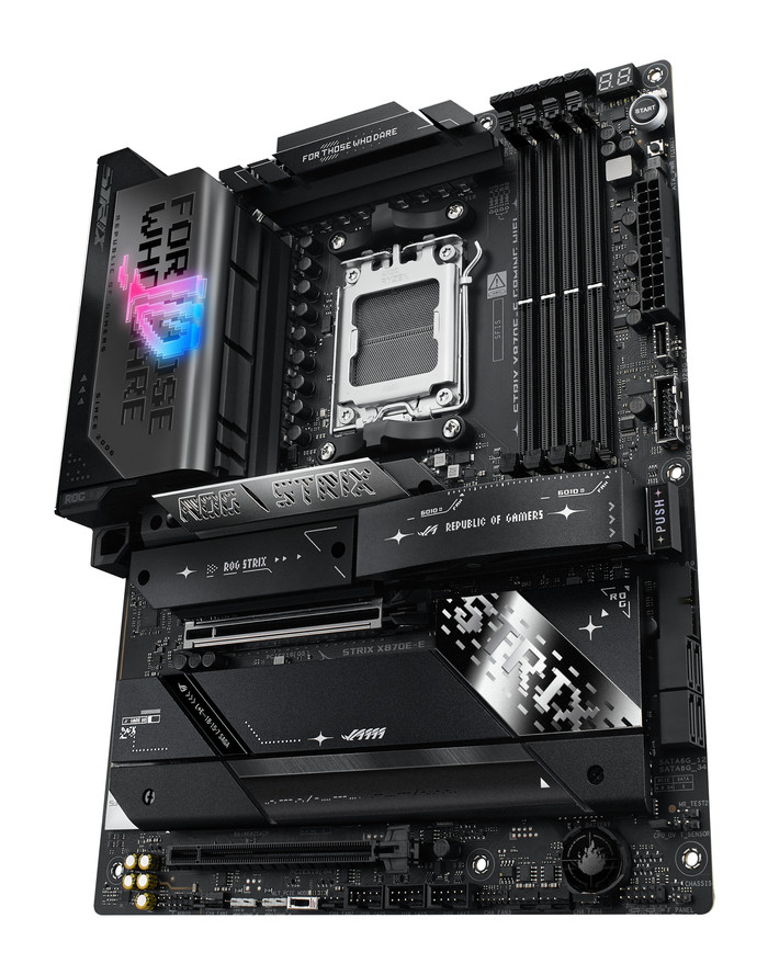 ASUS ROG STRIX X870E-E GAMING WiFi front