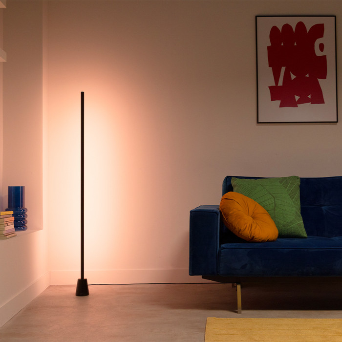WiZ Gradient Floor Light produkt in gebrauch