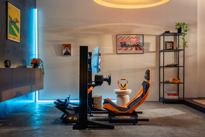 Playseat Formula Instinct McLaren Racing Edition produkt in gebrauch