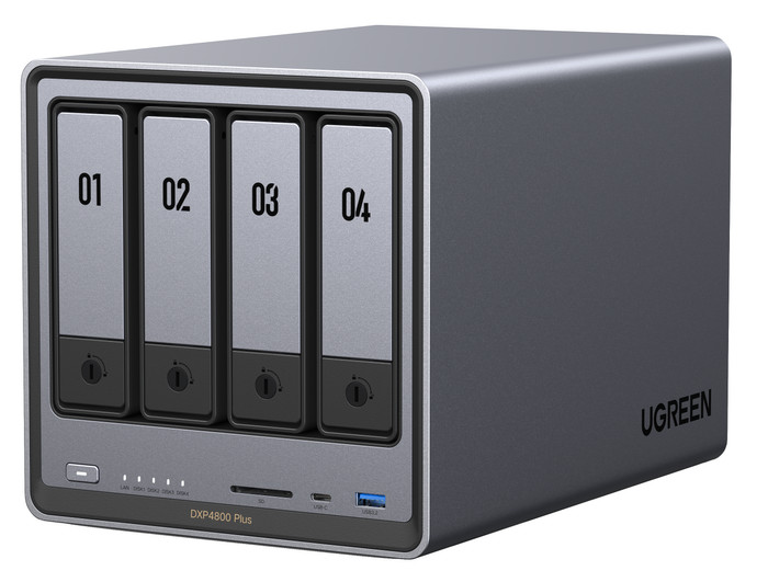 UGREEN NASync DXP4800 Plus right side