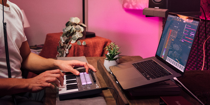 Novation FLkey Mini Black product in use