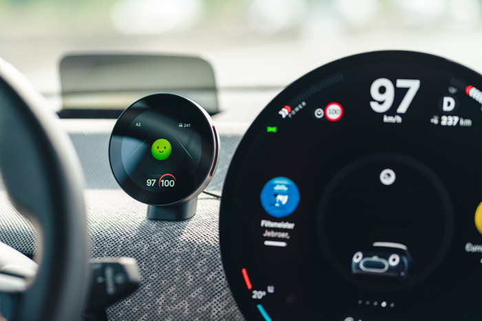 Flitsmeister DASH produkt in gebrauch