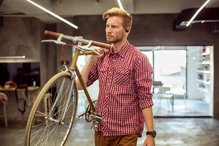 JBL Sense Lite Black product in use