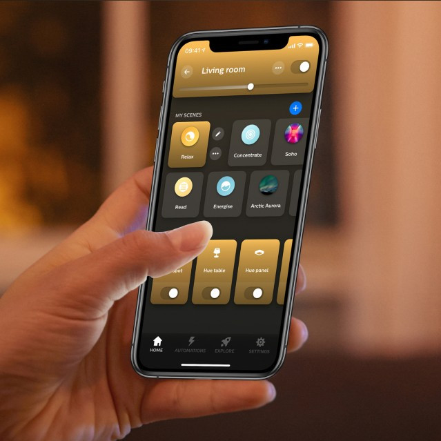 Philips Hue Aurelle White Ambiance Viereckig Klein Schwarz produkt in gebrauch