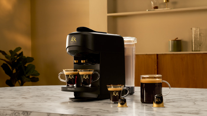 Philips L'OR BARISTA Absolu LM9512/60 product in use