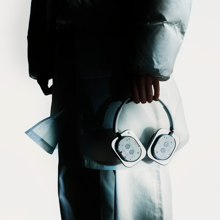 Nothing Headphone (1) White product in use