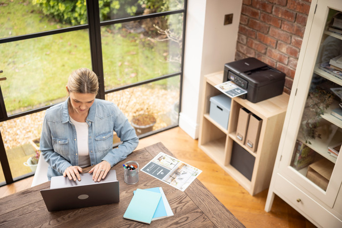 Brother DCP-J1360DW produkt in gebrauch