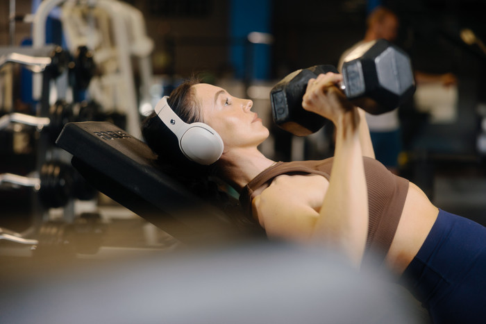 Skullcandy Crusher Active Dunkelgrau produkt in gebrauch