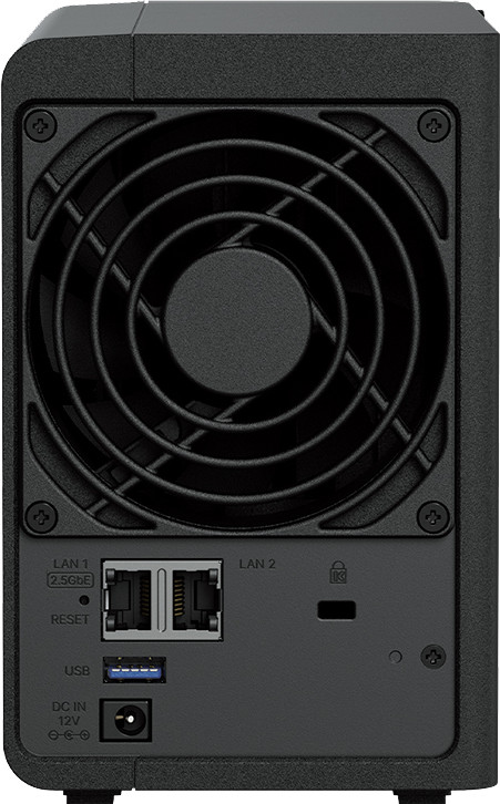 Synology DS225+ + Seagate IronWolf 8TB rückseite