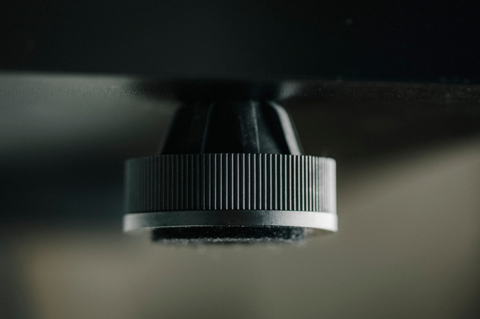 Pro-Ject E1.2 Black product in use