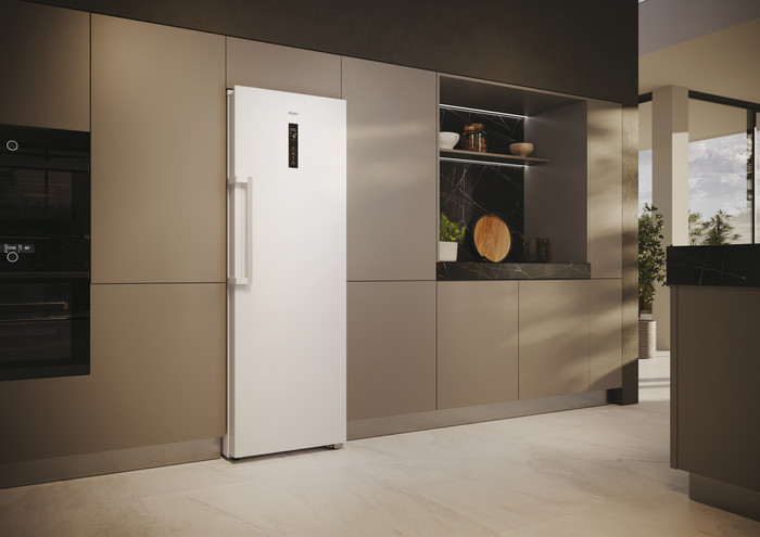 Haier H4F272WCH1 product in use