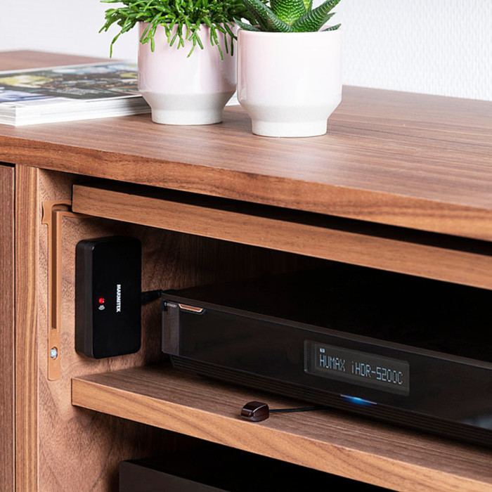 Marmitek Invisible Control 6 XTRA Remote Extender produkt in gebrauch