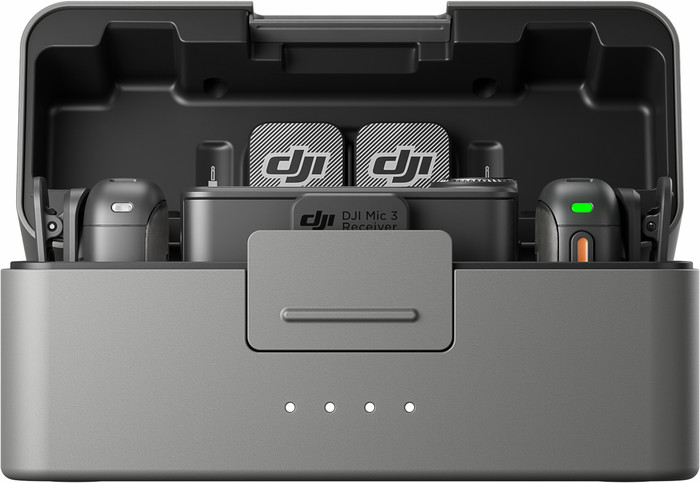 DJI Mic 3 + Charging Case front
