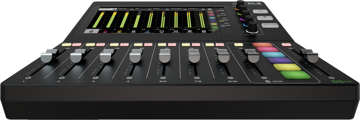 Mackie DLZ Creator vorne