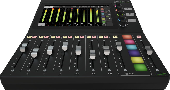 Mackie DLZ Creator vorne