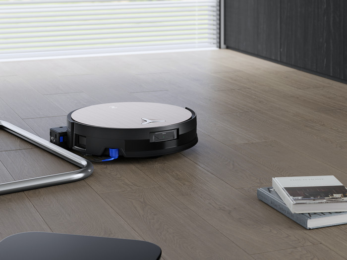 ECOVACS DEEBOT X11 OmniCyclone visual supplier