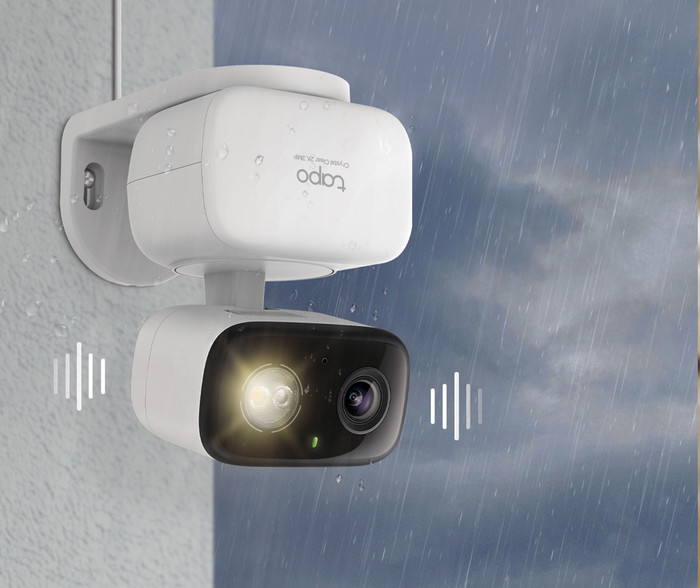 TP-Link Tapo C216 product in use