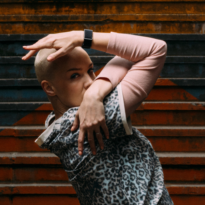 Polar Loop Black product in use