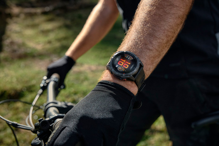 Garmin Fenix 8 Pro Gray LTE 47mm product in use