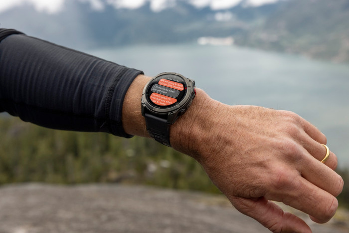 Garmin Fenix 8 Pro Gray LTE 47mm product in use