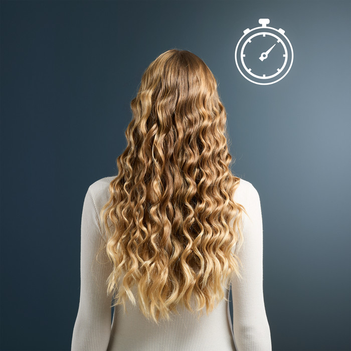 Rowenta Twist Curl CF4620E0 product in use