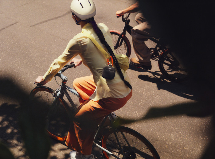 Bose SoundLink Micro 2 Schwarz produkt in gebrauch