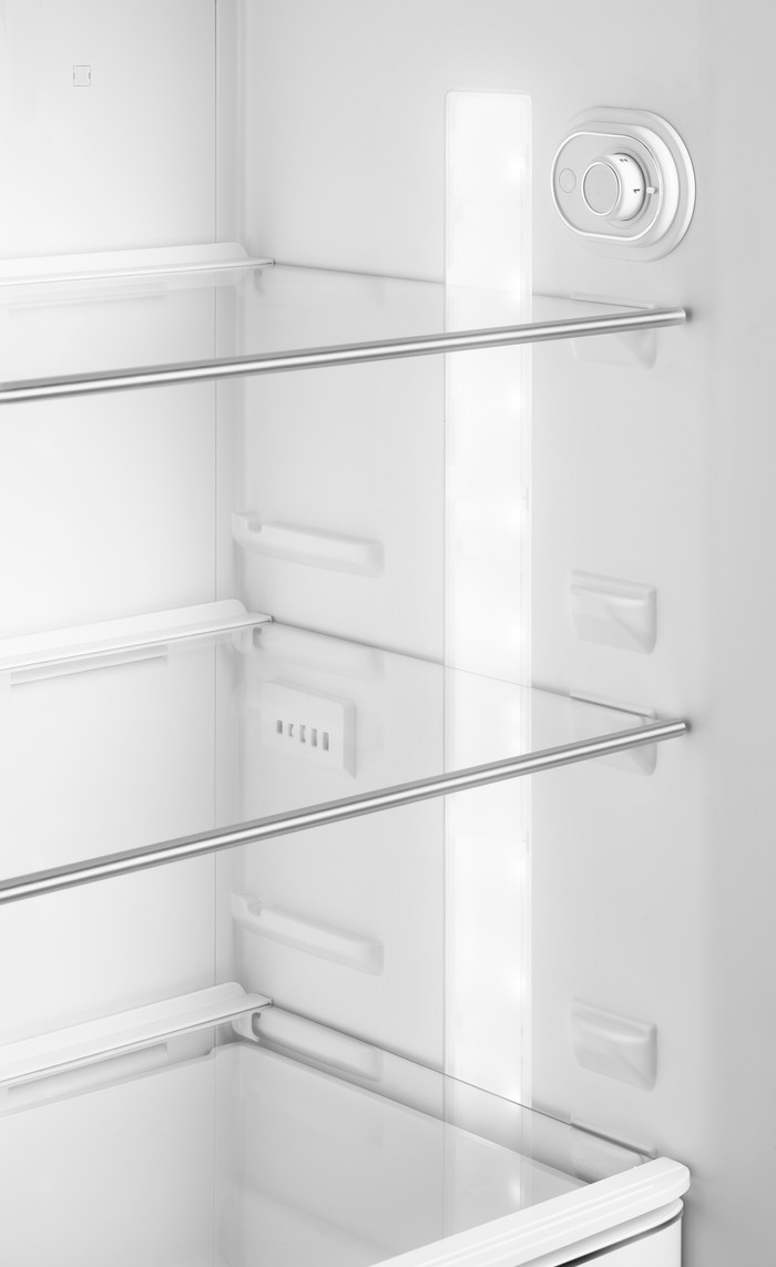 SMEG FAB30LRD6 detail