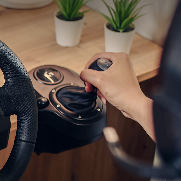 Logitech G29 SE PlayStation und PC + Driving Force Shifter produkt in gebrauch