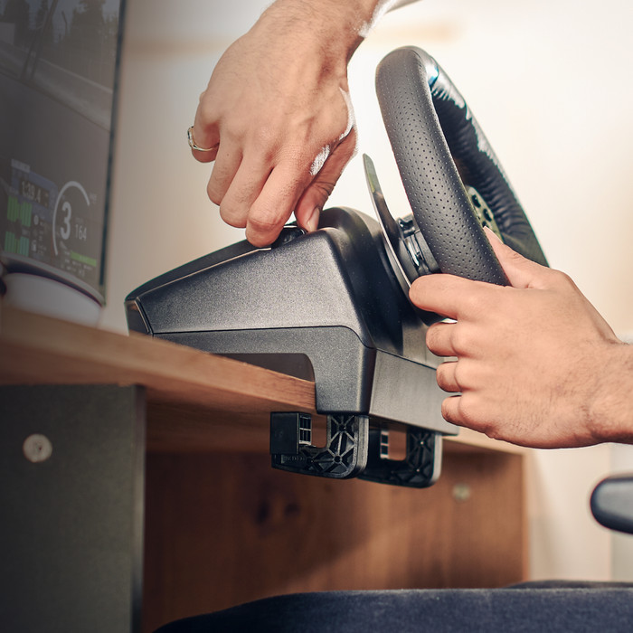 Logitech G29 SE PlayStation und PC + Driving Force Shifter produkt in gebrauch