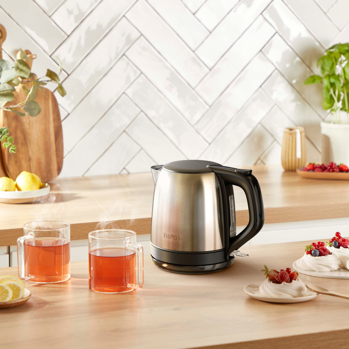 Tefal Subito Mini KO5S2D 1L product in use