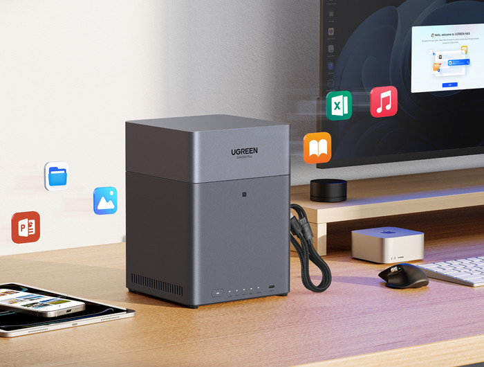 UGREEN NASync DH4300 Plus product in use