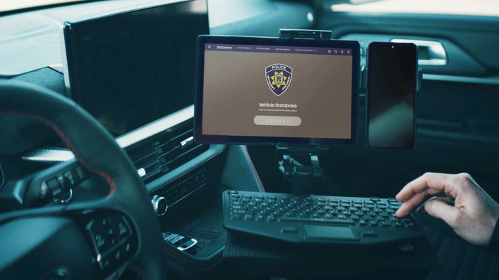 Samsung Galaxy Xcover 7 Pro 128GB Black 5G Enterprise Edition product in use