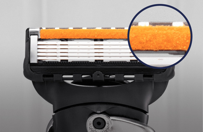 Gillette Proglide + 10 Replacement Blades detail