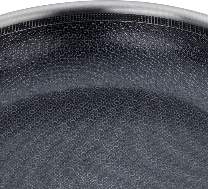 WMF Ultimate Profi Resist Keramische Bratpfanne 28 cm detail