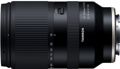 Tamron 18-300mm f/3.5-6.3 Di III-A VC VXD Canon RF right side