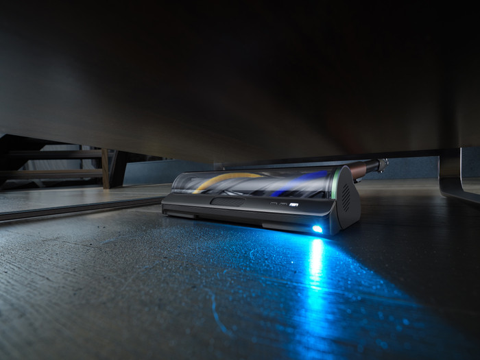 Dreame V30 product in use