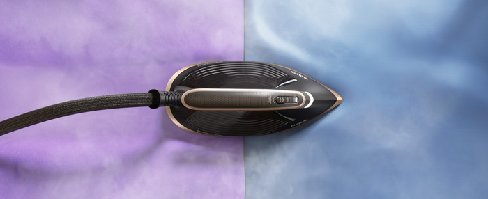 Philips PerfectCare 8000 Series PSG8300/80 produkt in gebrauch