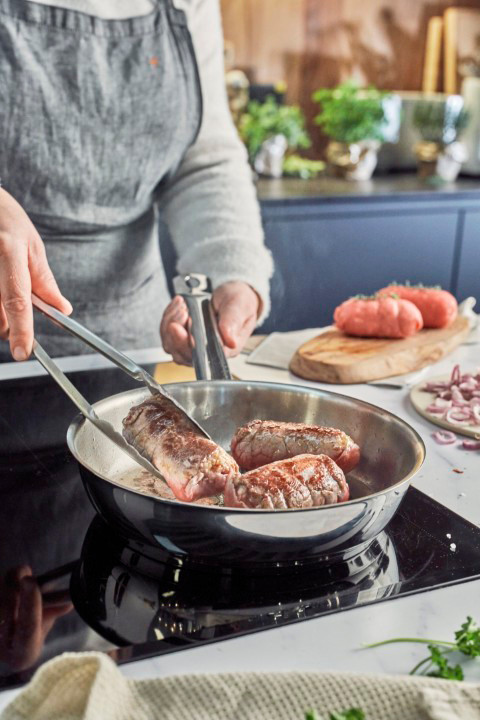 Demeyere Cosi 3 Edelstahl Bratpfanne 20 cm produkt in gebrauch