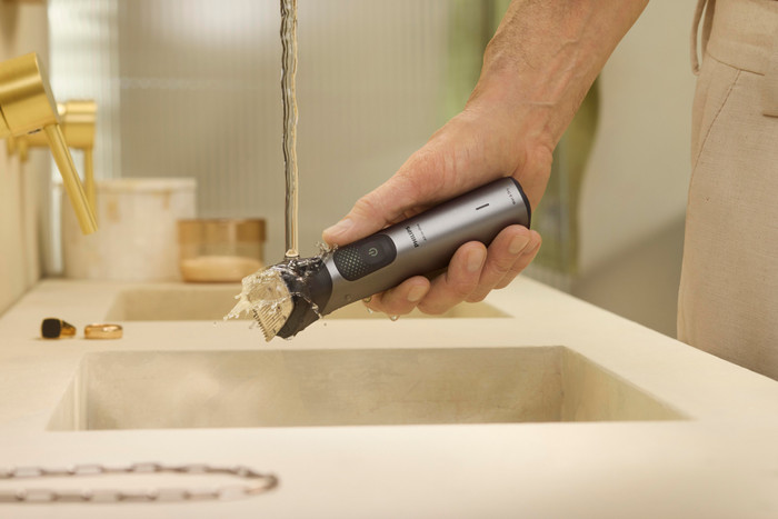 Philips Series 9000 15-in-1 MG9531/15 produkt in gebrauch