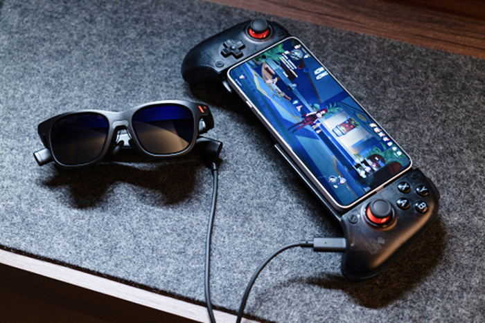 VITURE x 8BitDo Ultimate Mobile Gaming Controller (USB-C) produkt in gebrauch