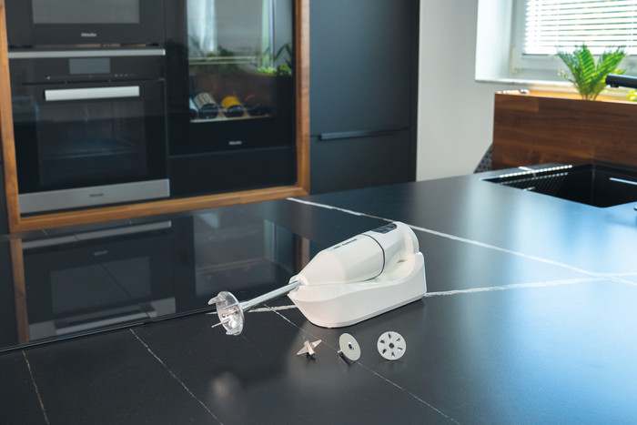 ESGE Zauberstab Kabellos Weiß produkt in gebrauch