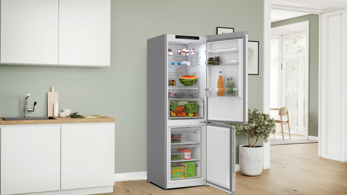 Bosch KGN362LAF product in use