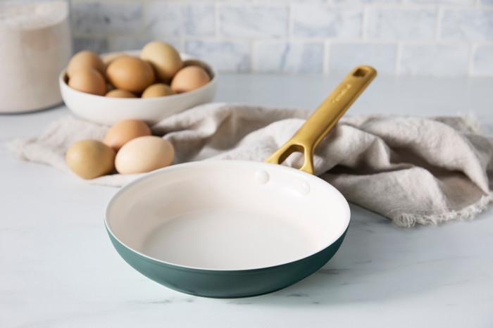 GreenPan Padova Reserve 20cm + 26cm Frying Pan Set Pine Green visual supplier