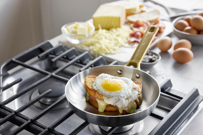 GreenPan Padova Reserve 3-ply Stainless Steel 20cm + 28cm Frying Pan Set product in use