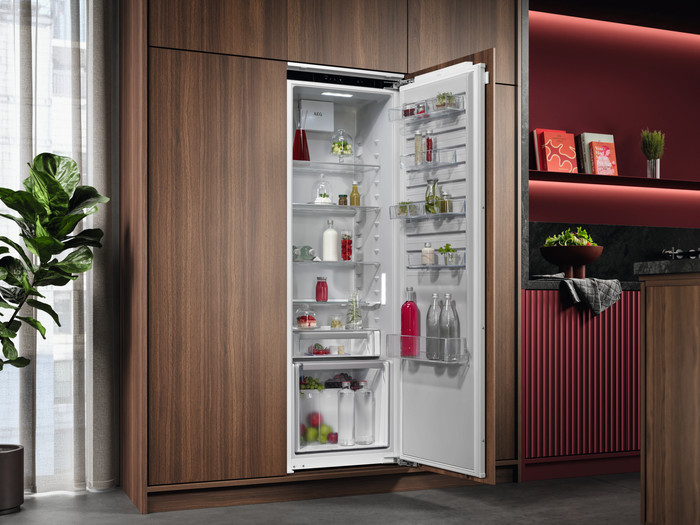 AEG TK6FS181BC product in use