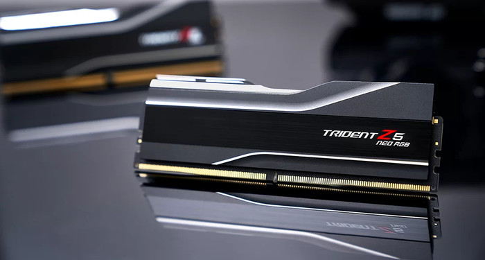 G.Skill Trident Z5 Neo RGB 32GB (2 x 16GB) DDR5 DIMM 6.000 MT/s CL30 EXPO produkt in gebrauch
