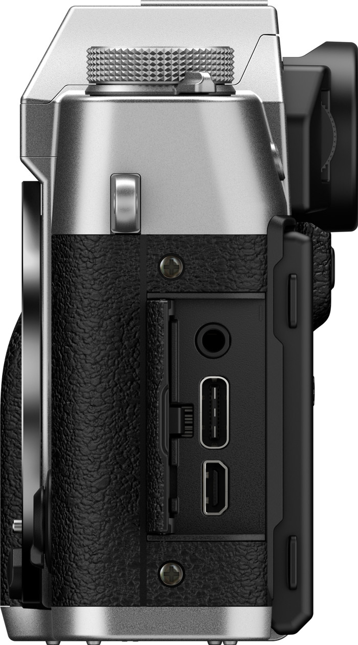 Fujifilm X-T30 III Silver + 13-33mm f/3.5-6.3 left side